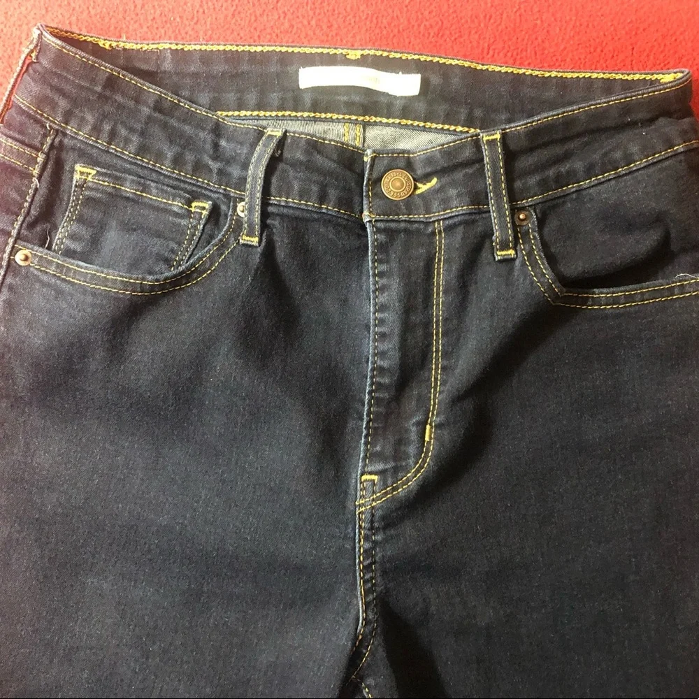 Levi’s High Rise Bootcut - Picture 4 of 8